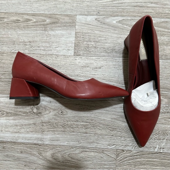 Franco Sarto Racer Pump - Picture 10 of 15